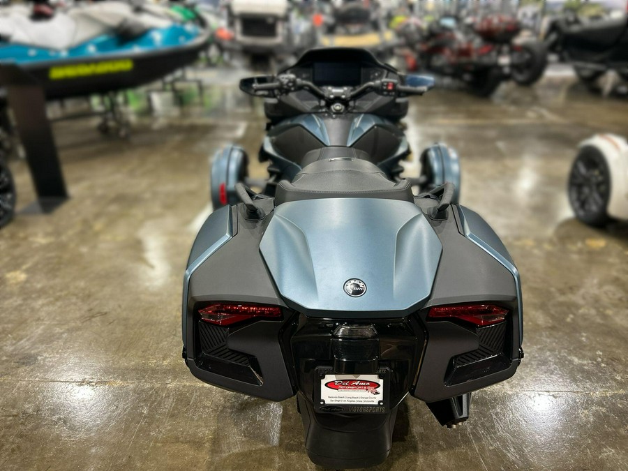 2026 Can-Am SPYDER RT (SE6)