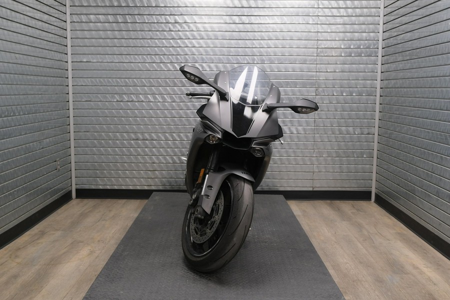 2016 YAMAHA YZF-R1