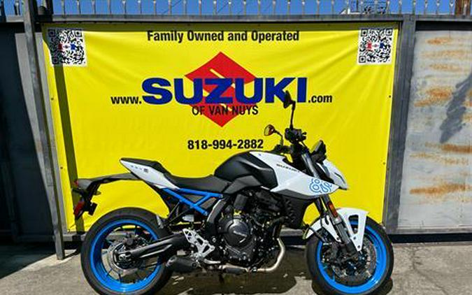 2023 Suzuki GSX-8S