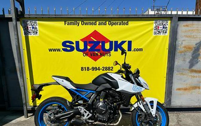 2023 Suzuki GSX-8S