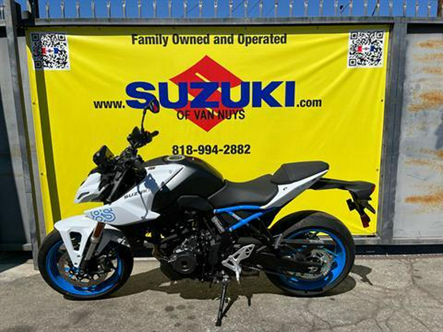 2023 Suzuki GSX-8S