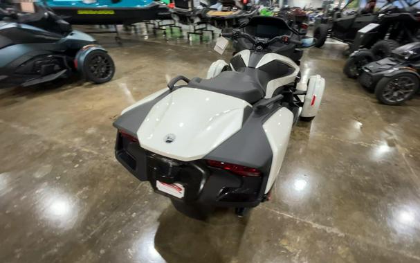 2026 Can-Am SPYDER RT (SE6)
