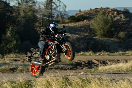 2022 KTM 1290 Super Duke R Evo | Road Test Review