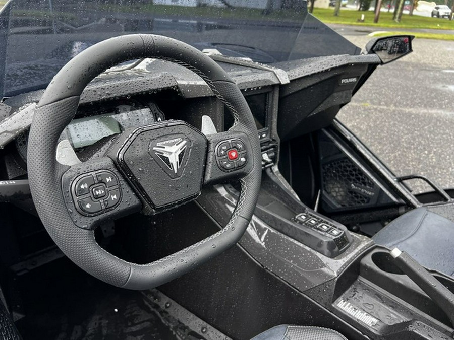 2025 Polaris Slingshot SLINGSHOT R (AutoDrive)