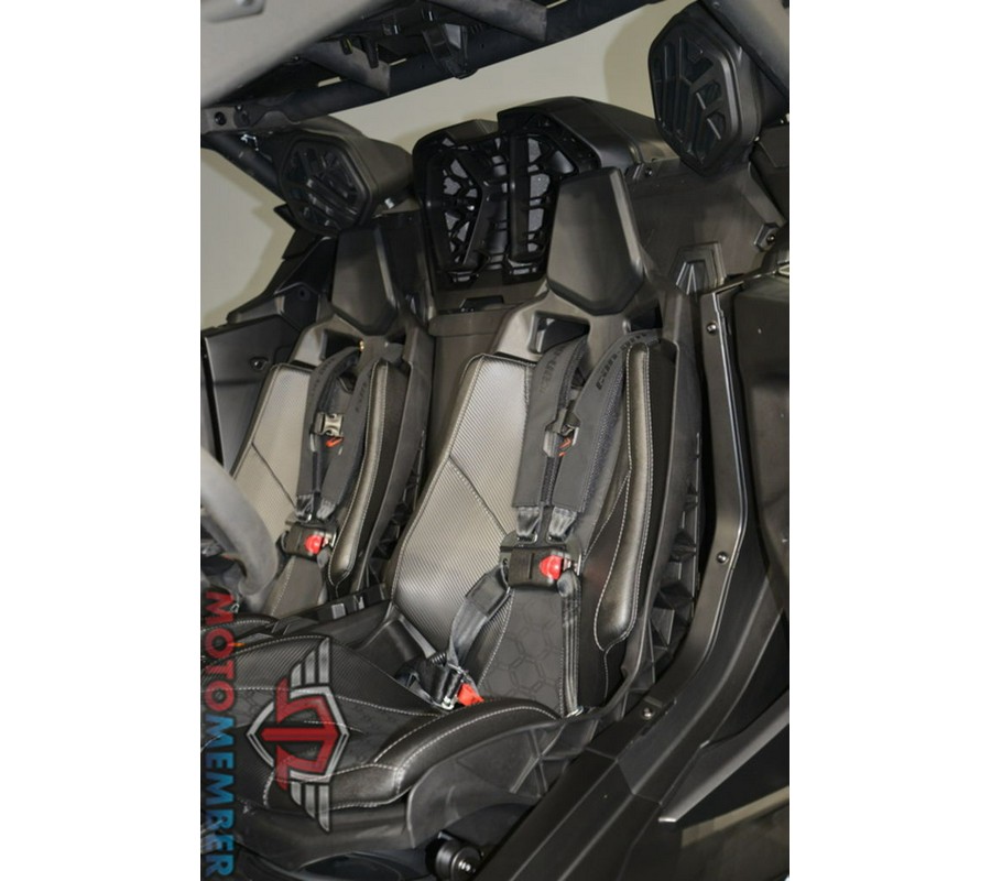 2026 Can-Am Maverick R X rc