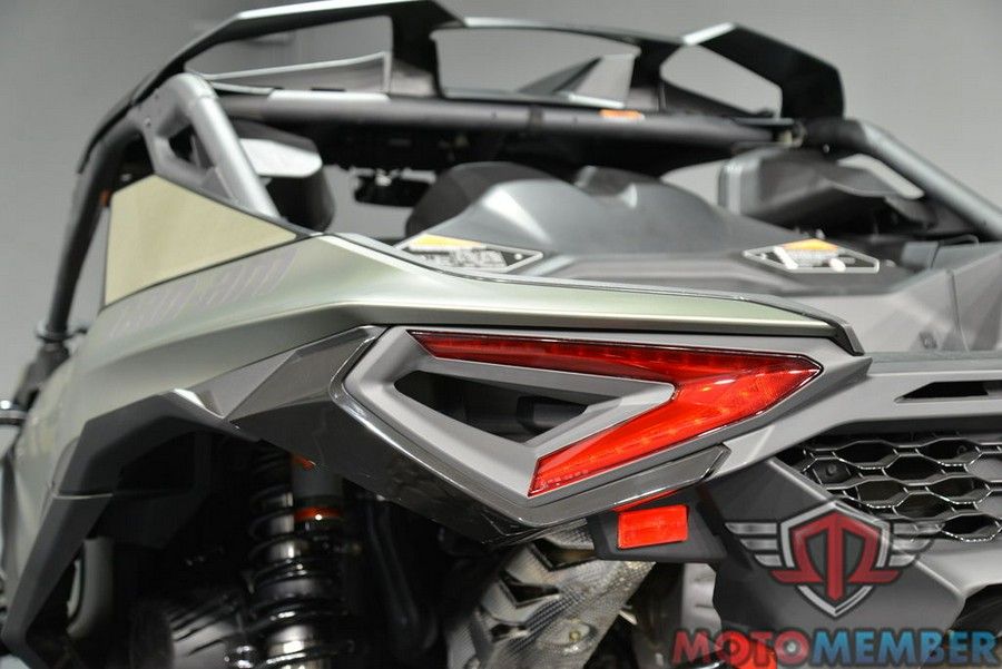 2026 Can-Am Maverick R X rc