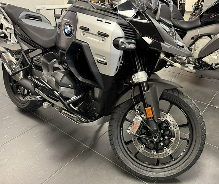 2026 BMW R 1300 GS Adventure Triple Black