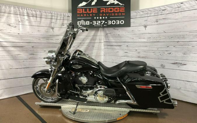 FLHR 2017 Road King