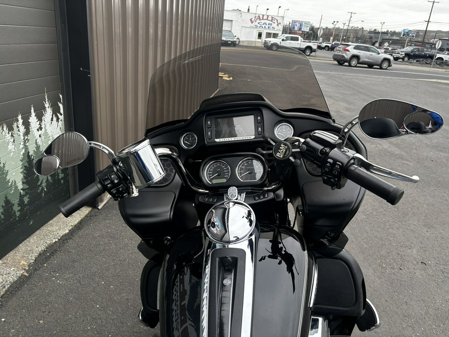 2017 Harley-Davidson® Road Glide® Ultra - 38515
