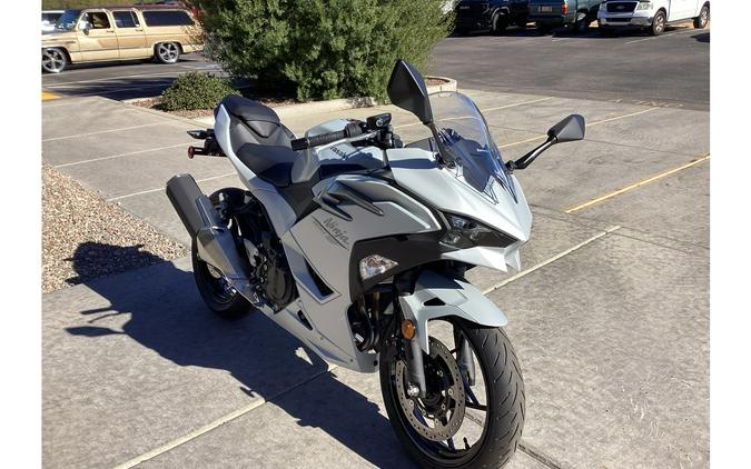 2025 Kawasaki Ninja® 500 ABS