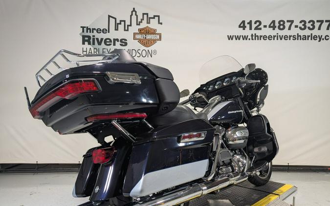 2020 Harley-Davidson® Ultra Limited Midnight Blue/Barracuda Silver