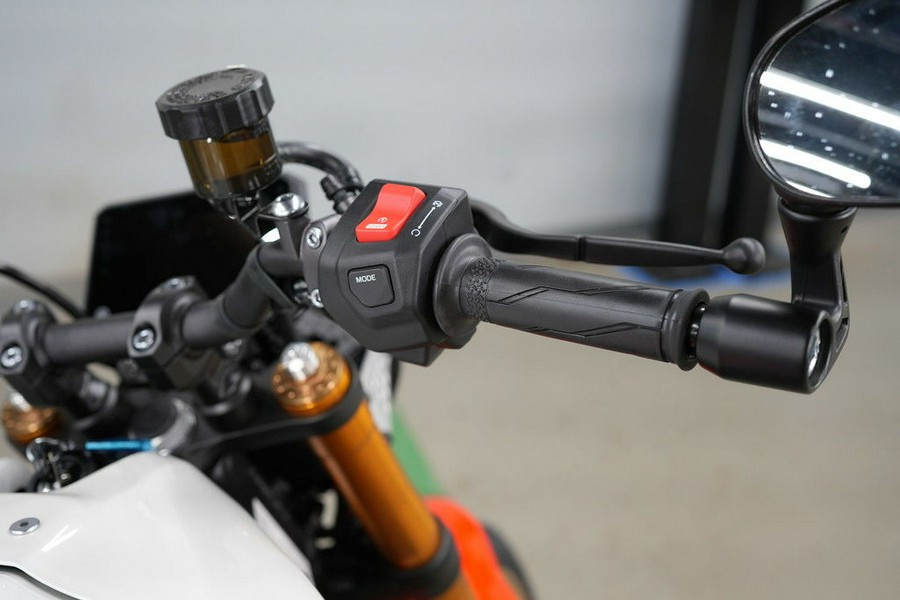 2026 Yamaha XSR900