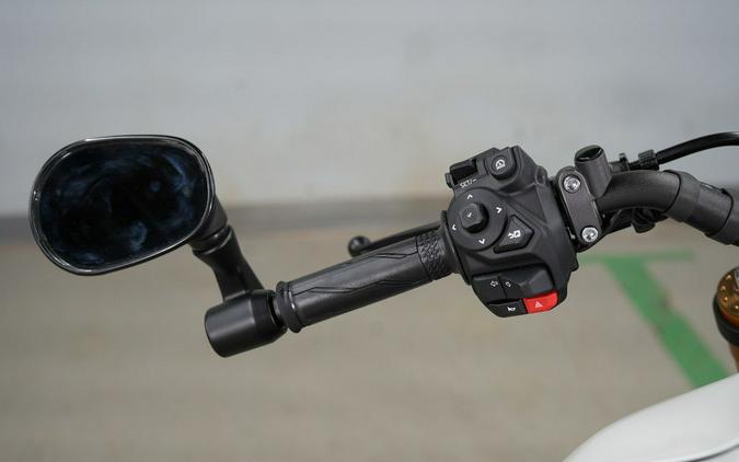 2026 Yamaha XSR900