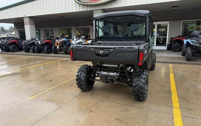 2026 Can-Am® Defender MAX DPS CAB HD10