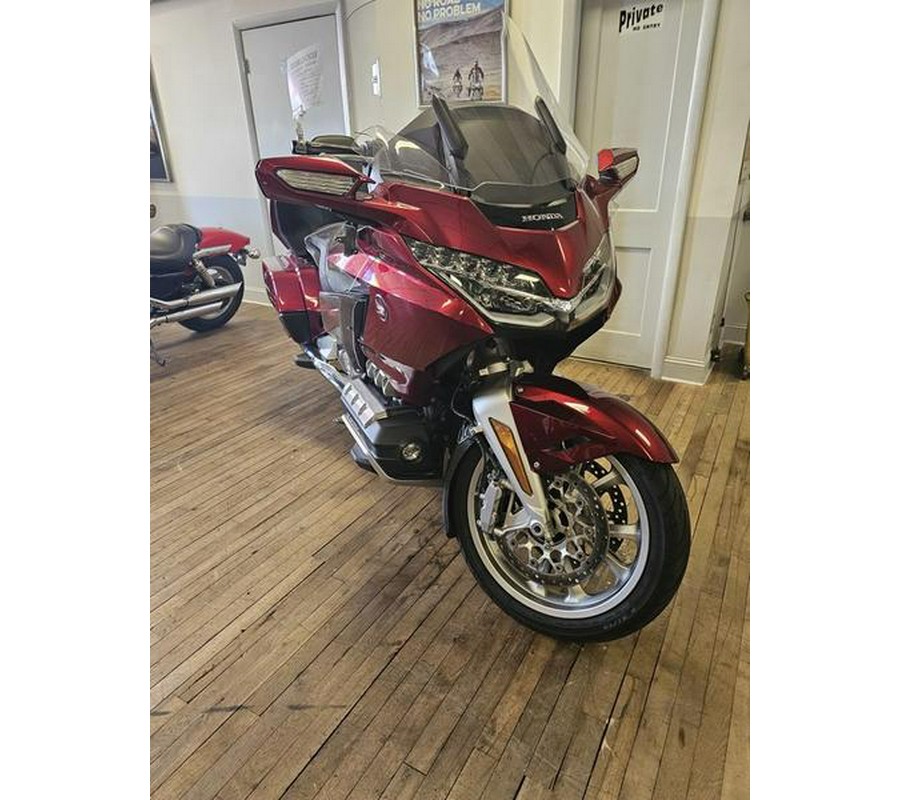 2018 Honda® Gold Wing Tour Automatic DCT Candy Ardent Red