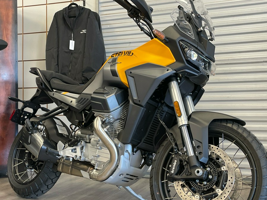 2024 Moto Guzzi Stelvio