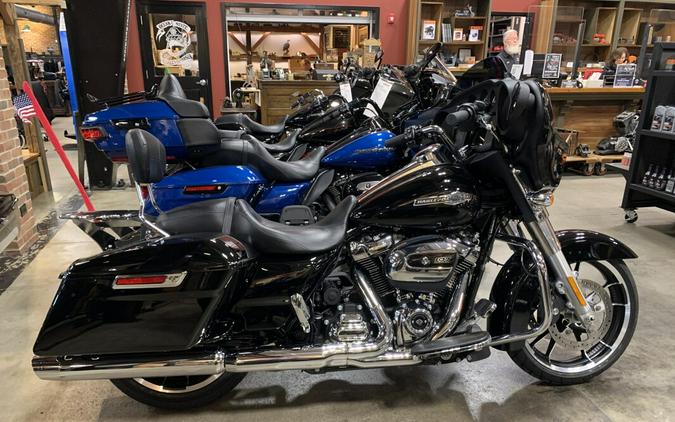 H-D Certified 2022 Harley-Davidson Street Glide 1,604 Miles