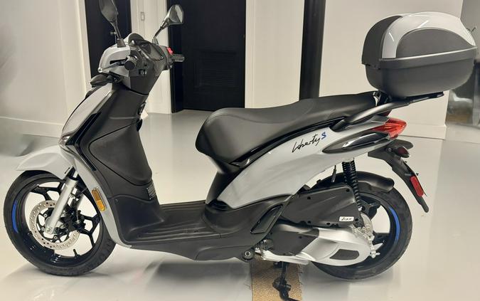 2025 Piaggio Liberty 150 S
