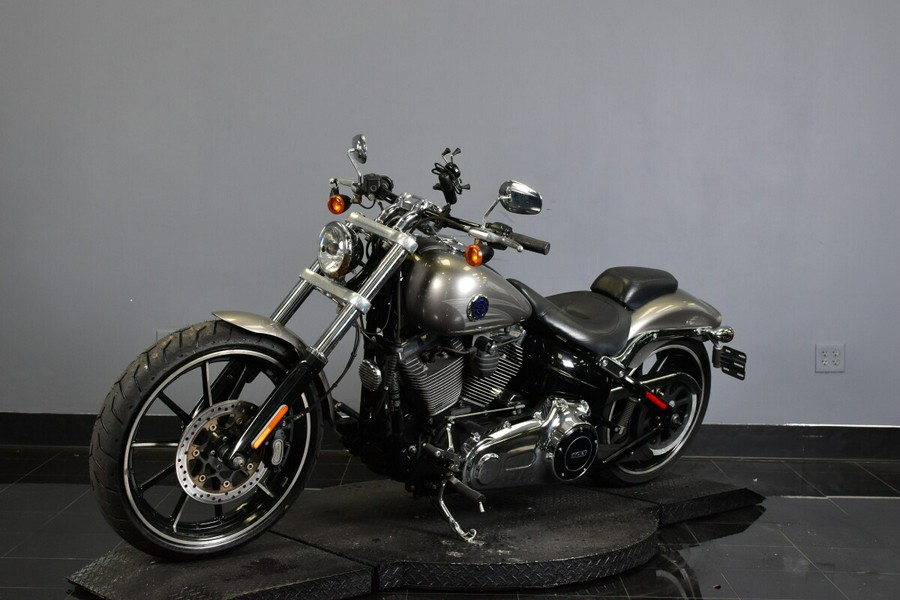 2016 Harley-Davidson Breakout