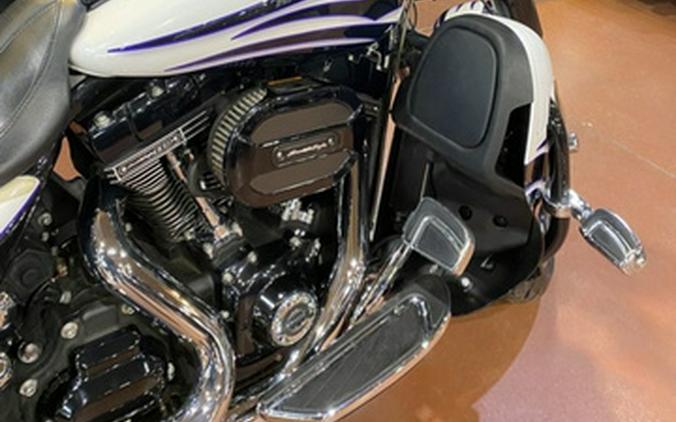 2016 Harley-Davidson FLHXSE - CVO Street Glide