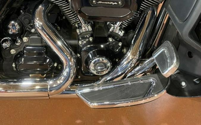 2016 Harley-Davidson FLHXSE - CVO Street Glide