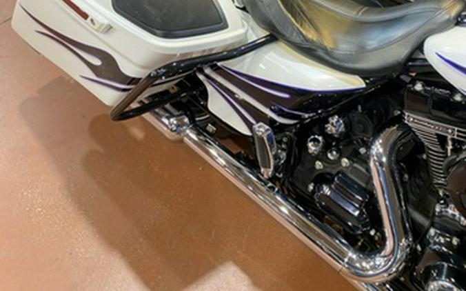 2016 Harley-Davidson FLHXSE - CVO Street Glide