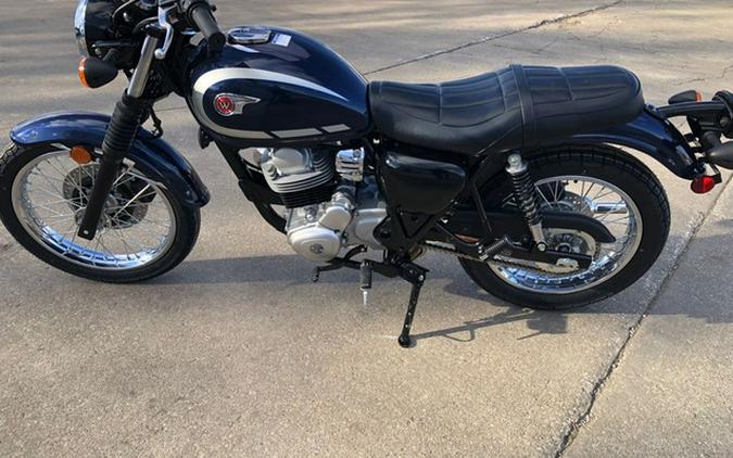 2025 Kawasaki W 230 ABS
