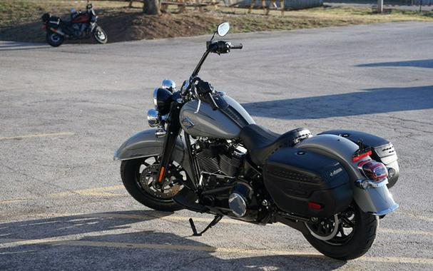 2026 Harley-Davidson Softail FLHC - Heritage Classic