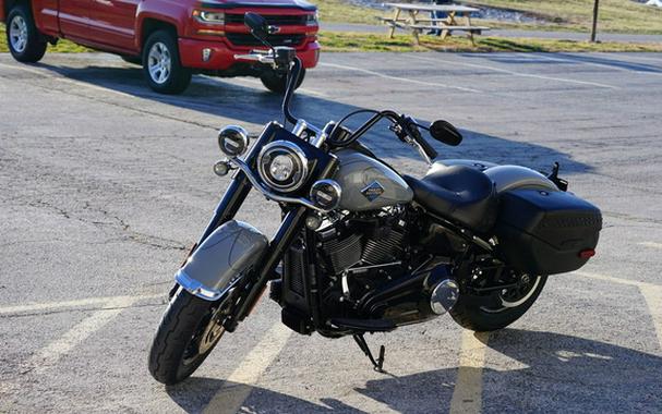 2026 Harley-Davidson Softail FLHC - Heritage Classic