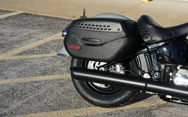 2026 Harley-Davidson Softail FLHC - Heritage Classic