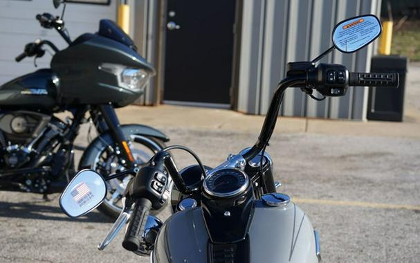 2026 Harley-Davidson Softail FLHC - Heritage Classic