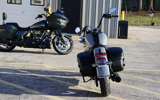 2026 Harley-Davidson Softail FLHC - Heritage Classic