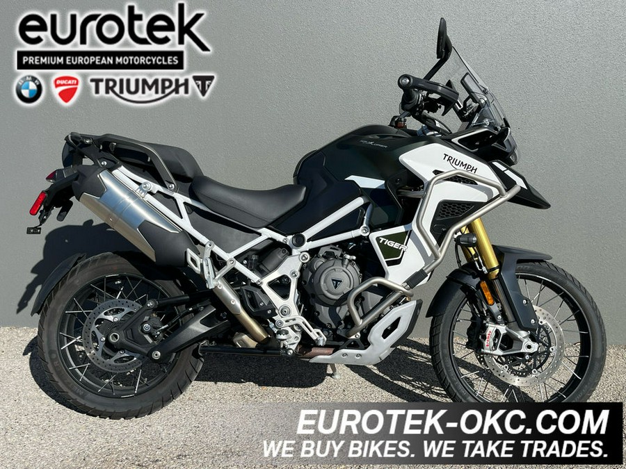 2023 Triumph Tiger 1200 Rally Explorer Matte Khaki Green