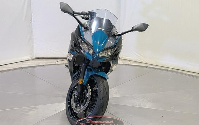 2021 Kawasaki Ninja 650 ABS Metallic Spark Black/Pearl Nightsha