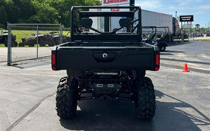 2025 Can-Am Defender DPS HD10
