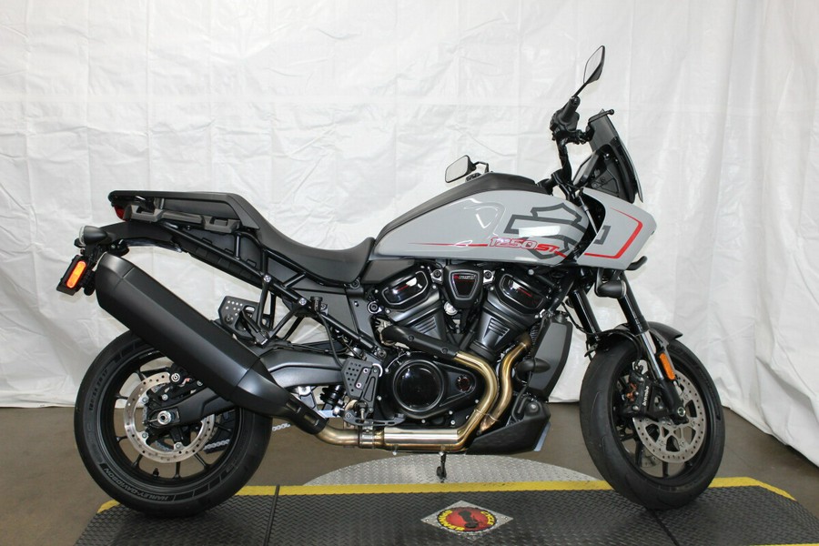 Harley-Davidson® Pan America® 1250 ST 2025 Billiard Gray