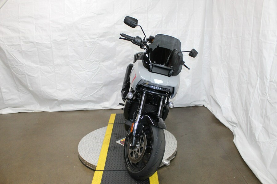 Harley-Davidson® Pan America® 1250 ST 2025 Billiard Gray
