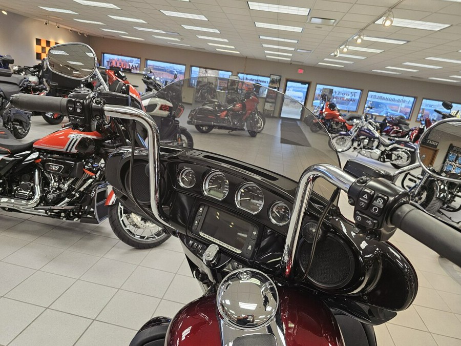 FLHTK 2014 Electra Glide® Ultra Limited