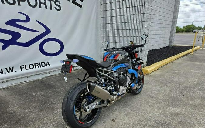 2026 BMW M 1000 R