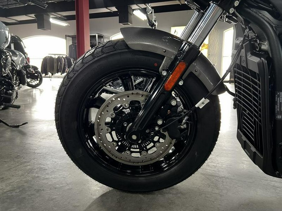 2026 Indian Motorcycle® Scout® Bobber Limited +Tech Heavy Metal Smoke