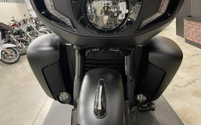 2024 Indian Motorcycle® Pursuit® Dark Horse® Black Smoke