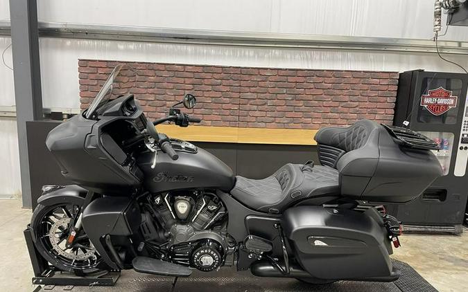 2024 Indian Motorcycle® Pursuit® Dark Horse® Black Smoke