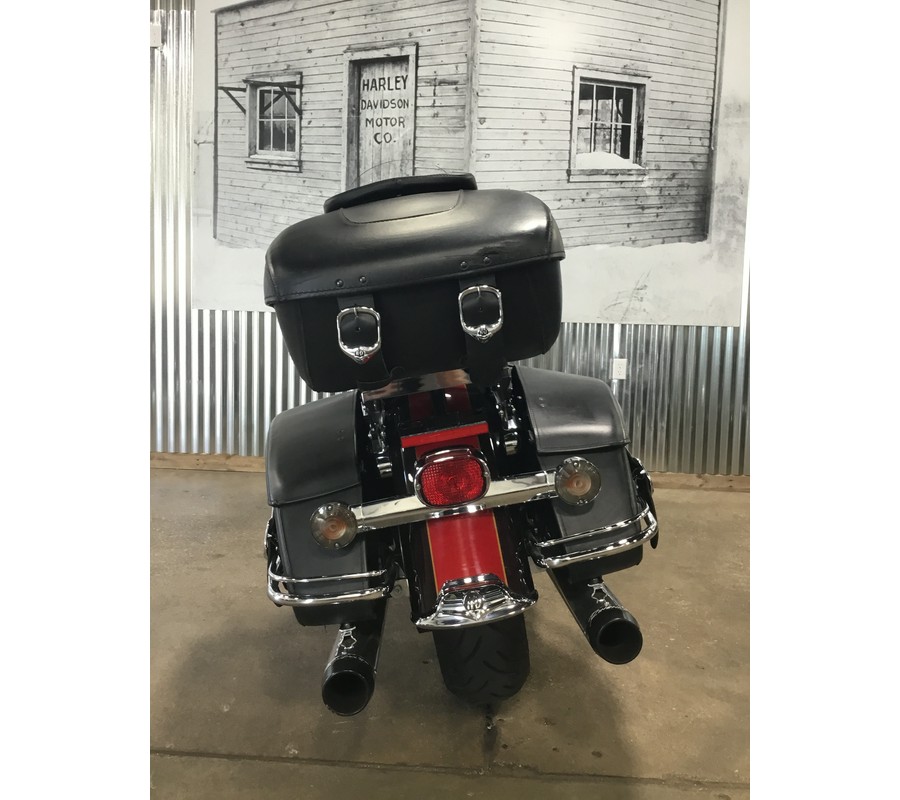 2010 HARLEY-DAVIDSON ROAD KING CLASSIC