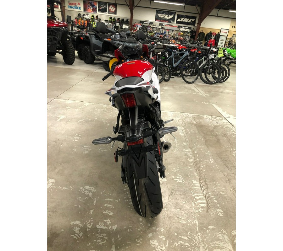 2026 Yamaha YZF-R7