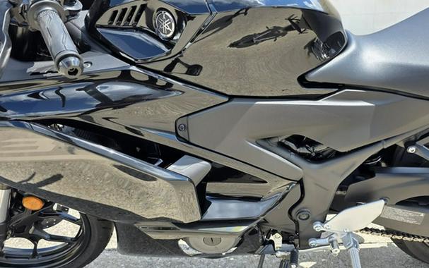2026 Yamaha YZF-R3 ABS R3