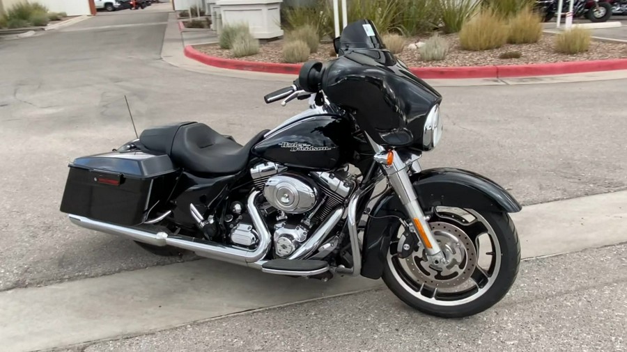 2013 Harley-Davidson® FLHX - Street Glide®