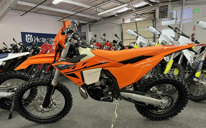 2025 KTM XC 250 W