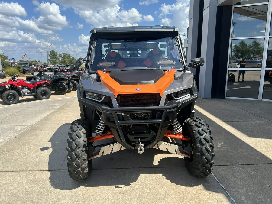 2018 Polaris Industries Polaris GENERAL™ 1000 EPS Deluxe - Titanium Metallic