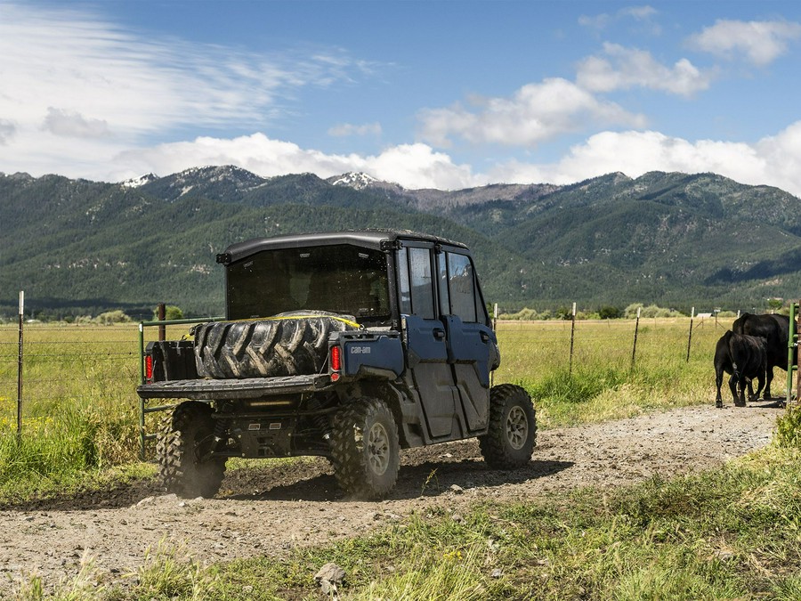 2025 Can-Am™ Defender MAX Limited HD10