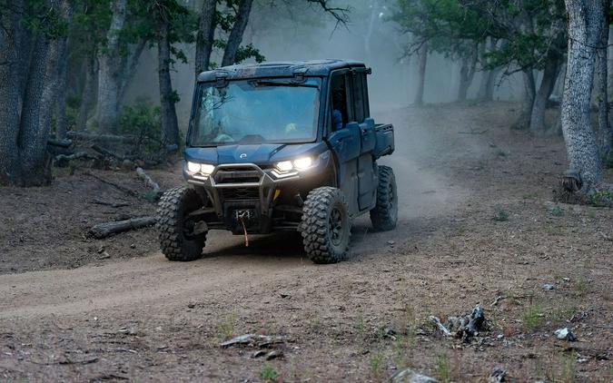 2025 Can-Am™ Defender MAX Limited HD10